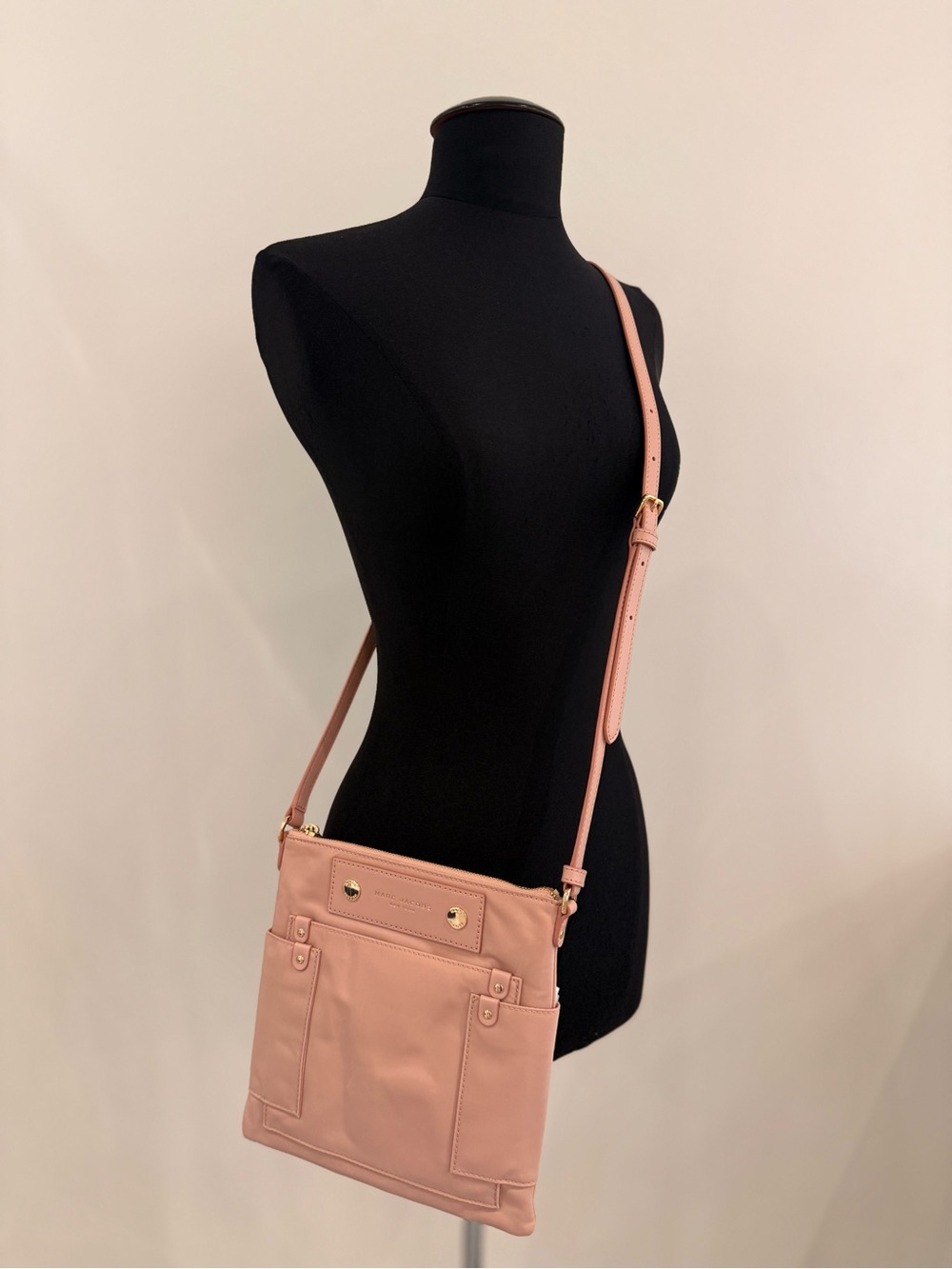 NWT Marc Jacobs peppy nylon swing pack - rose